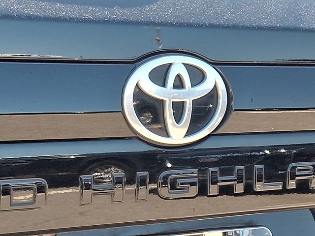 Thumbnail: 2025 Toyota Grand Highlander - 7
