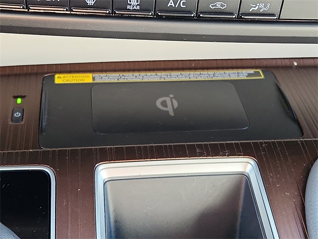 Thumbnail: 2022 Toyota Sienna - 29