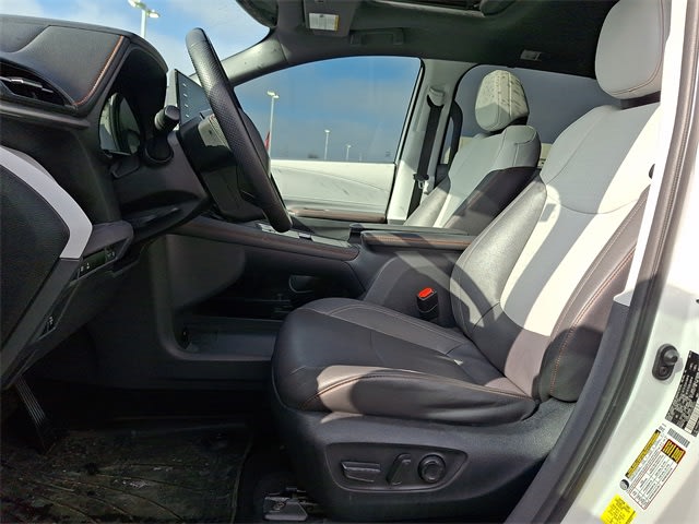 Thumbnail: 2023 Toyota Sienna - 9