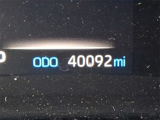 2023 Toyota Sienna LE 7