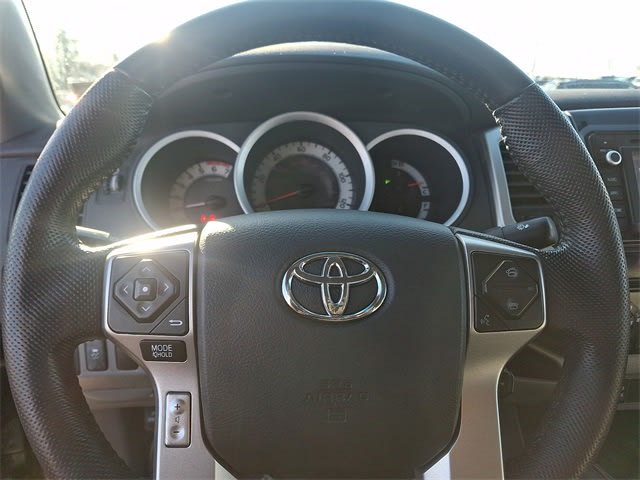 Thumbnail: 2015 Toyota Tacoma - 21