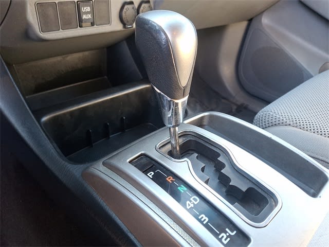 Thumbnail: 2015 Toyota Tacoma - 11