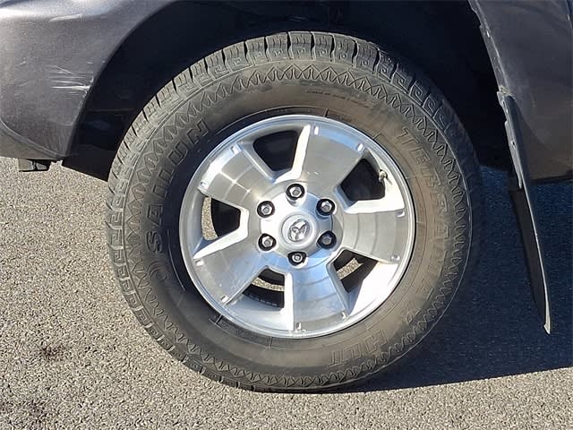 Thumbnail: 2015 Toyota Tacoma - 8