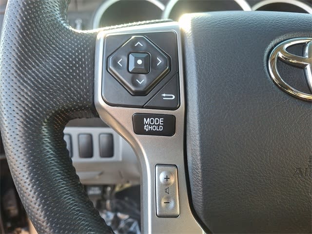 Thumbnail: 2015 Toyota Tacoma - 22