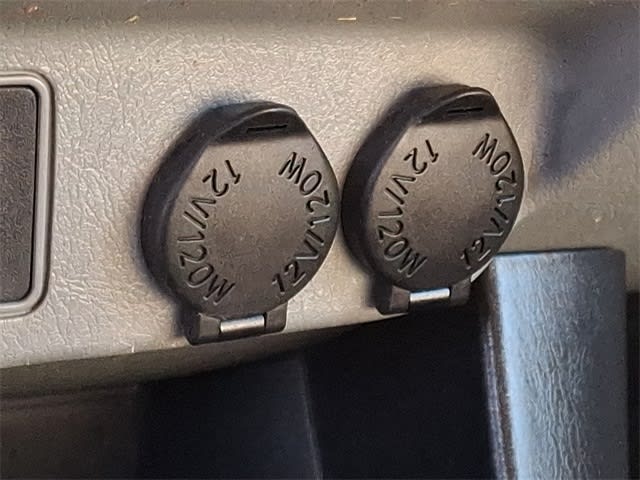 Thumbnail: 2015 Toyota Tacoma - 25