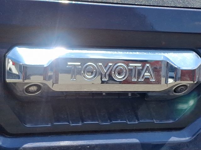 Thumbnail: 2022 Toyota Tundra - 9