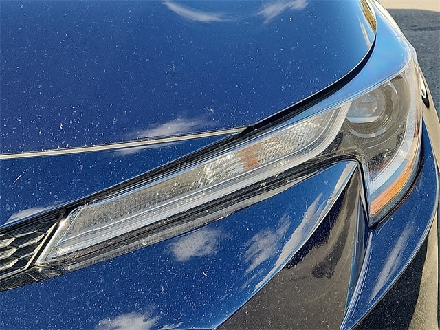 Thumbnail: 2023 Toyota Corolla - 9