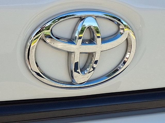 Thumbnail: 2025 Toyota Corolla - 6
