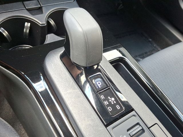 Thumbnail: 2024 Toyota Prius - 13
