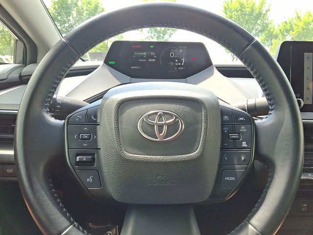 Thumbnail: 2024 Toyota Prius - 9