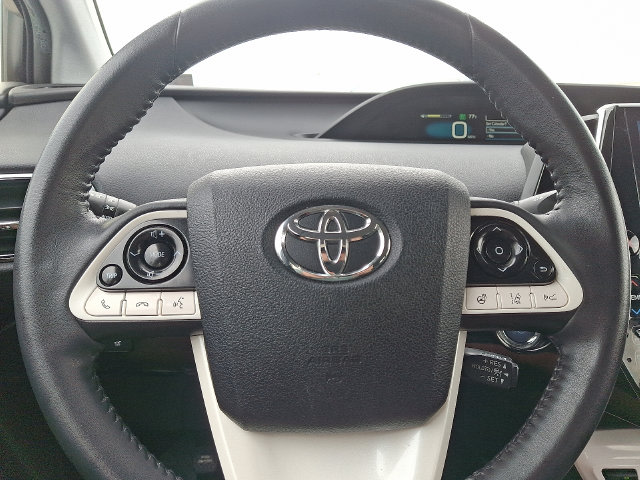 Thumbnail: 2017 Toyota Prius Prime - 20