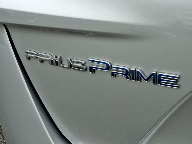 Thumbnail: 2017 Toyota Prius Prime - 29