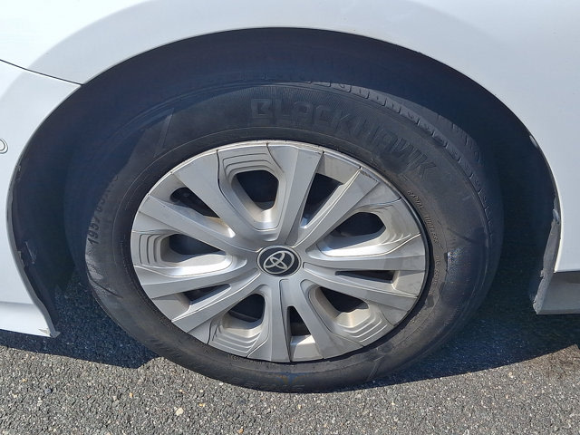 Thumbnail: 2019 Toyota Prius - 10