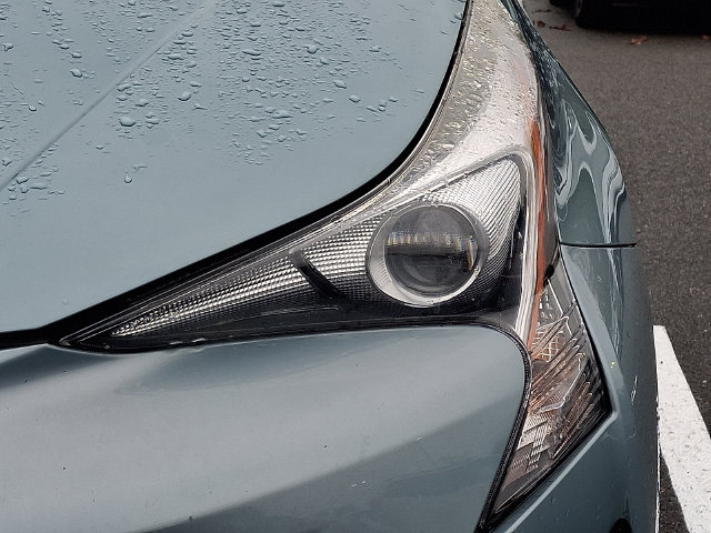 Thumbnail: 2016 Toyota Prius - 15