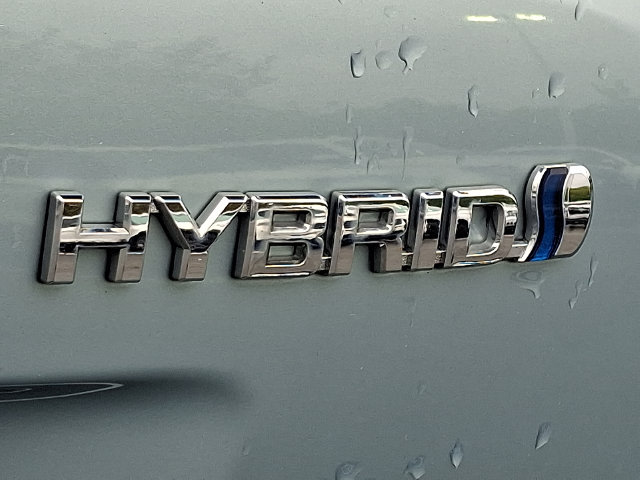 Thumbnail: 2016 Toyota Prius - 27