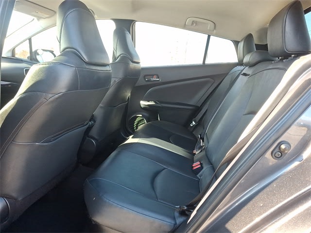 Thumbnail: 2019 Toyota Prius - 10