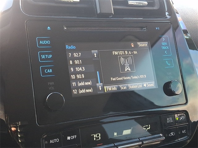 Thumbnail: 2019 Toyota Prius - 11