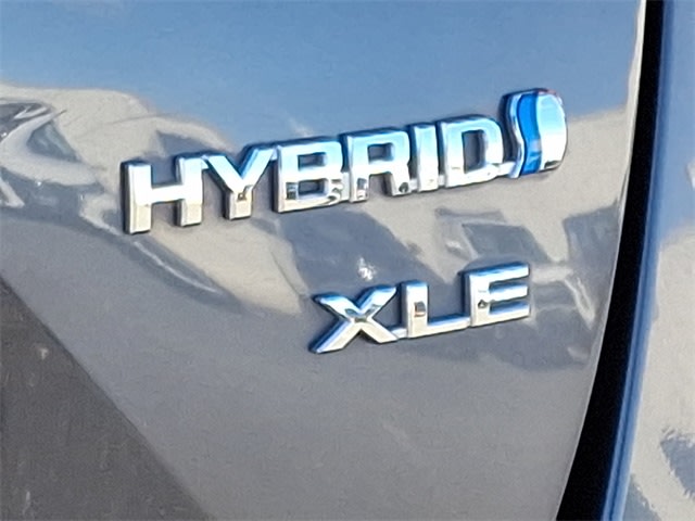 Thumbnail: 2019 Toyota Prius - 31