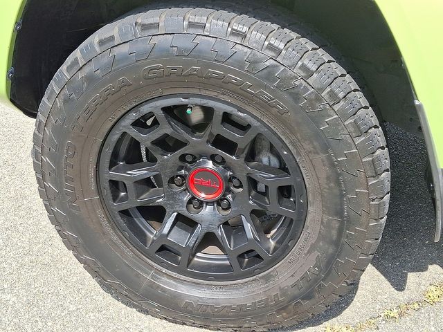 Thumbnail: 2022 Toyota 4Runner - 8