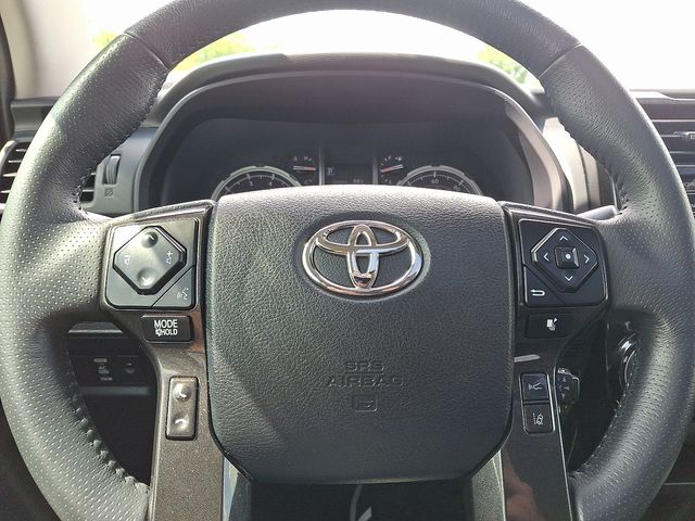 Thumbnail: 2022 Toyota 4Runner - 21