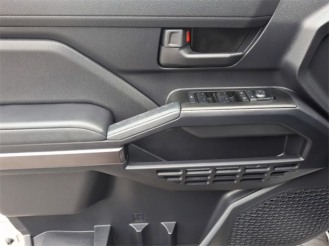 Thumbnail: 2025 Toyota 4Runner - 19