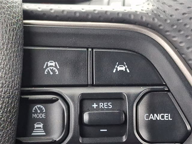 Thumbnail: 2025 Toyota 4Runner - 27