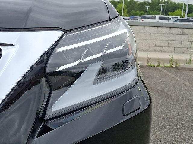 Thumbnail: 2023 Lexus GX - 18