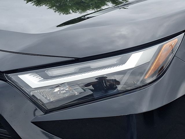 Thumbnail: 2022 Toyota RAV4 - 22