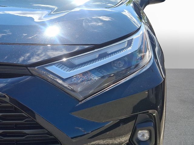 Thumbnail: 2022 Toyota RAV4 - 19