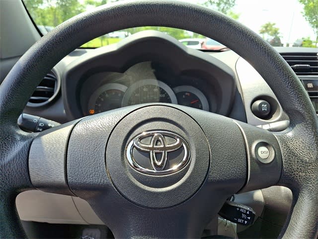 2009 Toyota RAV4 Base 22