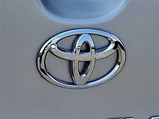 2009 Toyota RAV4 Base 7