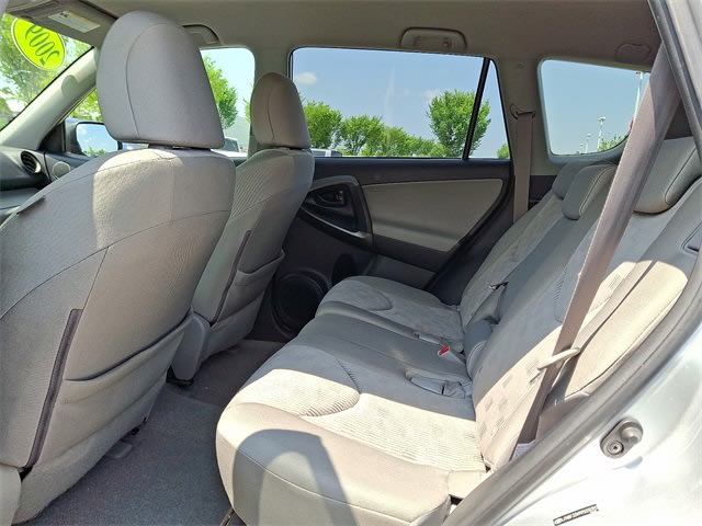 2009 Toyota RAV4 Base 11