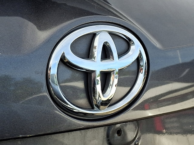 Thumbnail: 2014 Toyota RAV4 - 4