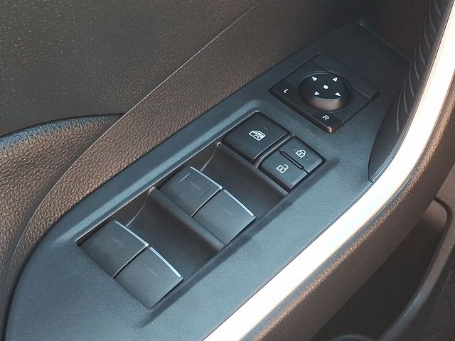 Thumbnail: 2023 Toyota RAV4 - 29