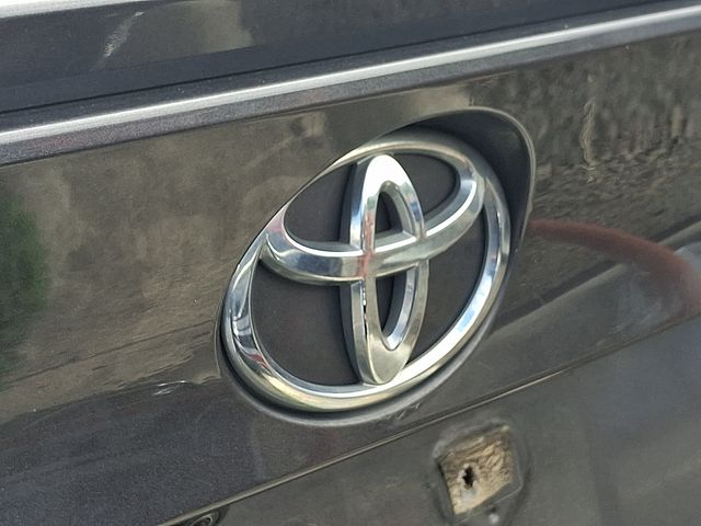 Thumbnail: 2019 Toyota C-HR - 9