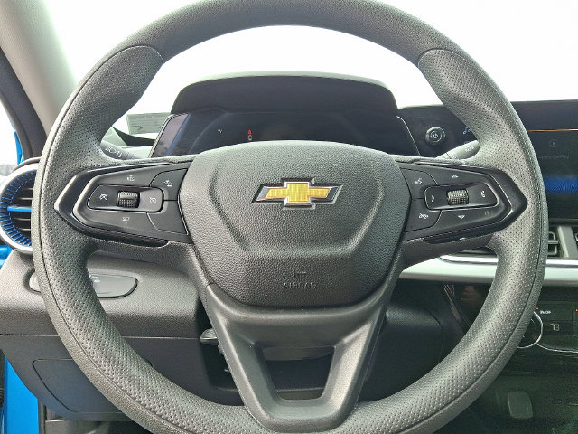 Thumbnail: 2025 Chevrolet Trax - 9