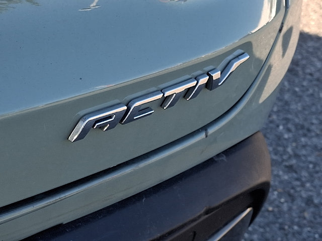 Thumbnail: 2024 Chevrolet Trax - 31