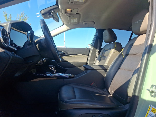 Thumbnail: 2024 Chevrolet Trax - 10