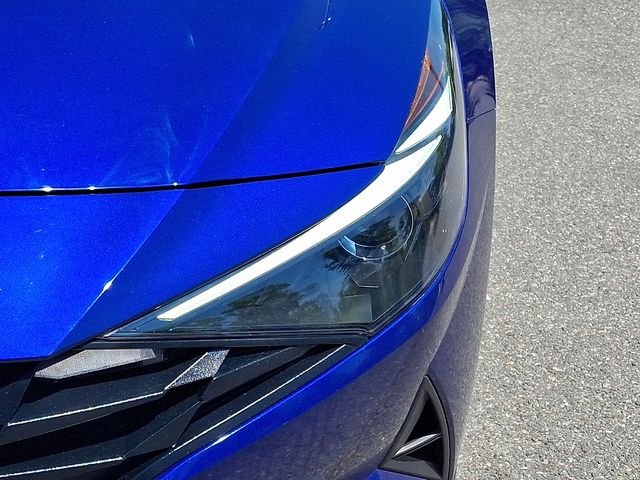 Thumbnail: 2023 Hyundai Elantra - 19