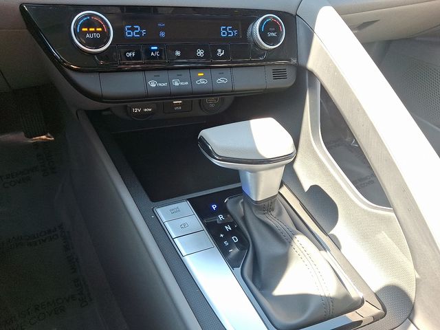 Thumbnail: 2023 Hyundai Elantra - 13