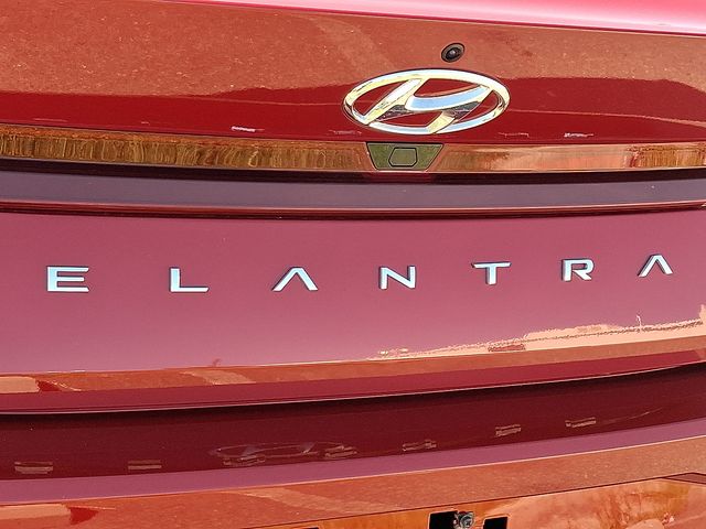 Thumbnail: 2023 Hyundai Elantra - 30