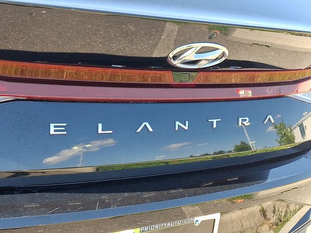 Thumbnail: 2023 Hyundai Elantra - 29
