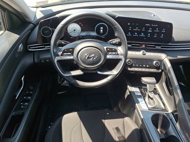 Thumbnail: 2023 Hyundai Elantra - 2