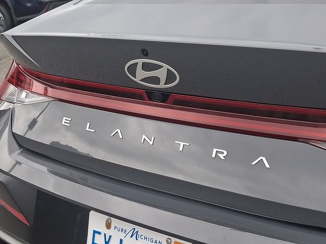 Thumbnail: 2025 Hyundai Elantra - 7
