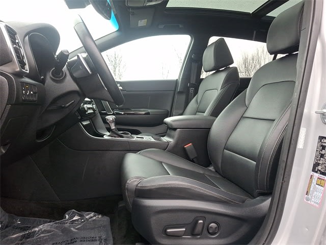 Thumbnail: 2022 Kia Sportage - 9