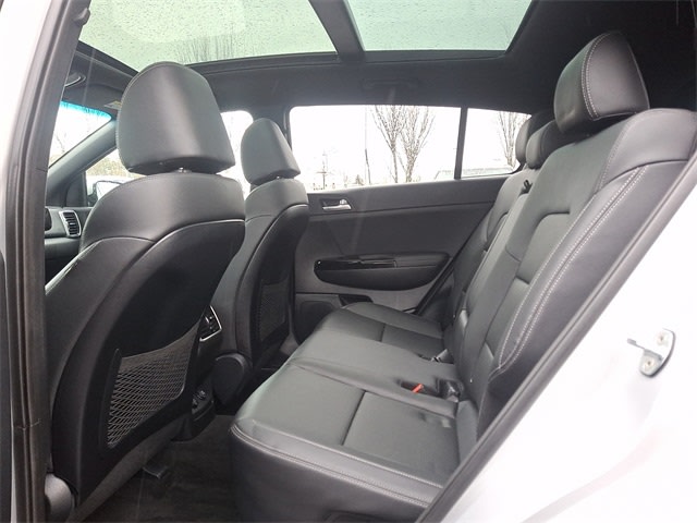 Thumbnail: 2022 Kia Sportage - 10