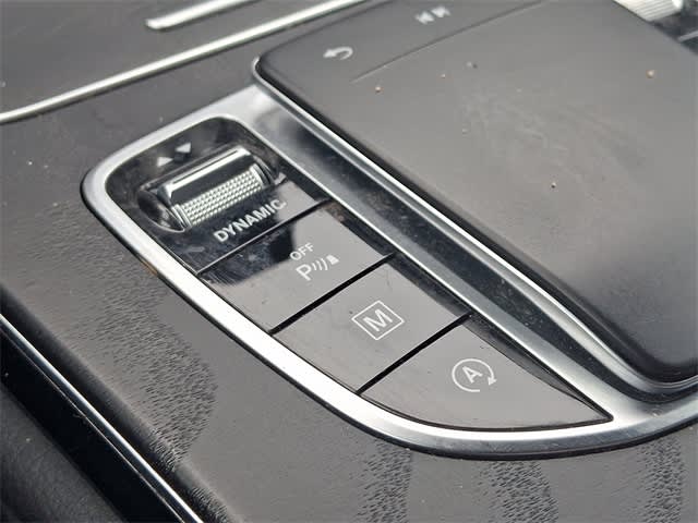 2022 Mercedes-Benz GLC 300 13