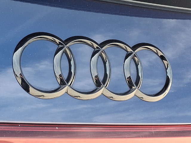 Thumbnail: 2023 Audi Q4 e-tron - 9