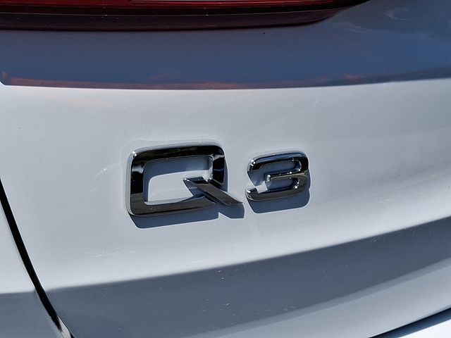 Thumbnail: 2025 Audi Q3 - 29