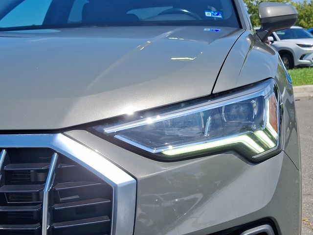 Thumbnail: 2024 Audi Q3 - 19